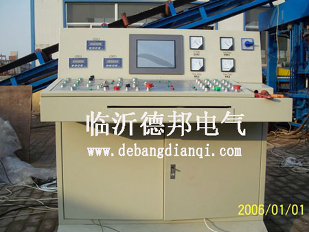 PLC、觸摸屏控制系統(tǒng)214
